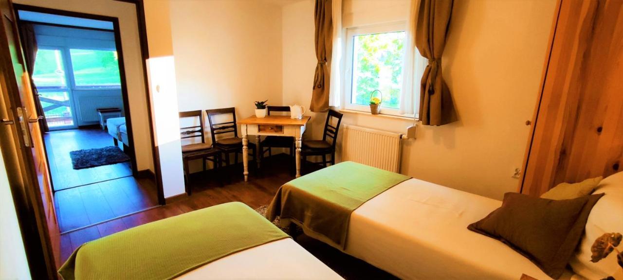 Gorski Widok Karpacz Apartamenty I Pokoje- Salon Kominkowy Extérieur photo