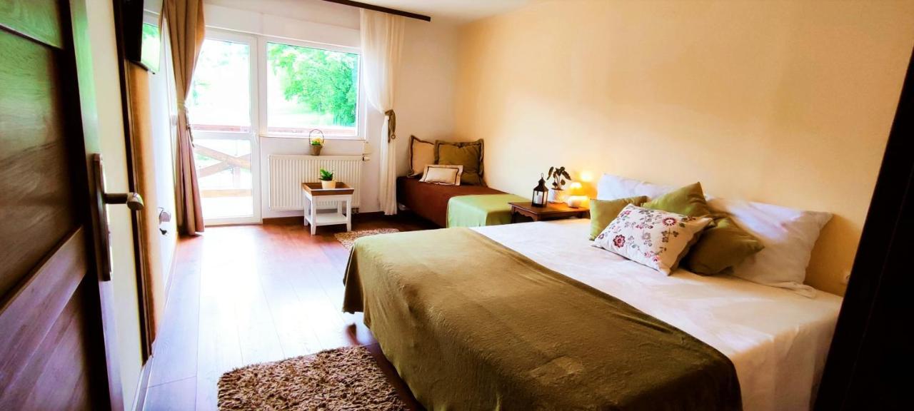 Gorski Widok Karpacz Apartamenty I Pokoje- Salon Kominkowy Extérieur photo