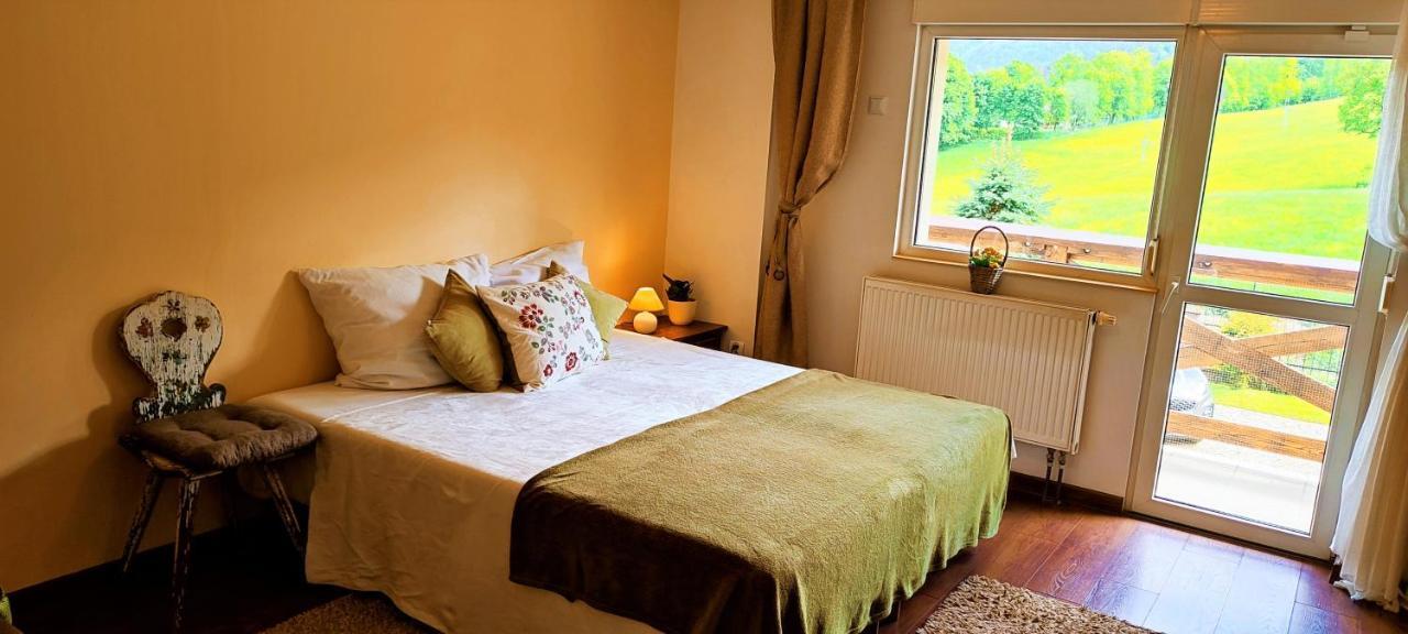 Gorski Widok Karpacz Apartamenty I Pokoje- Salon Kominkowy Extérieur photo