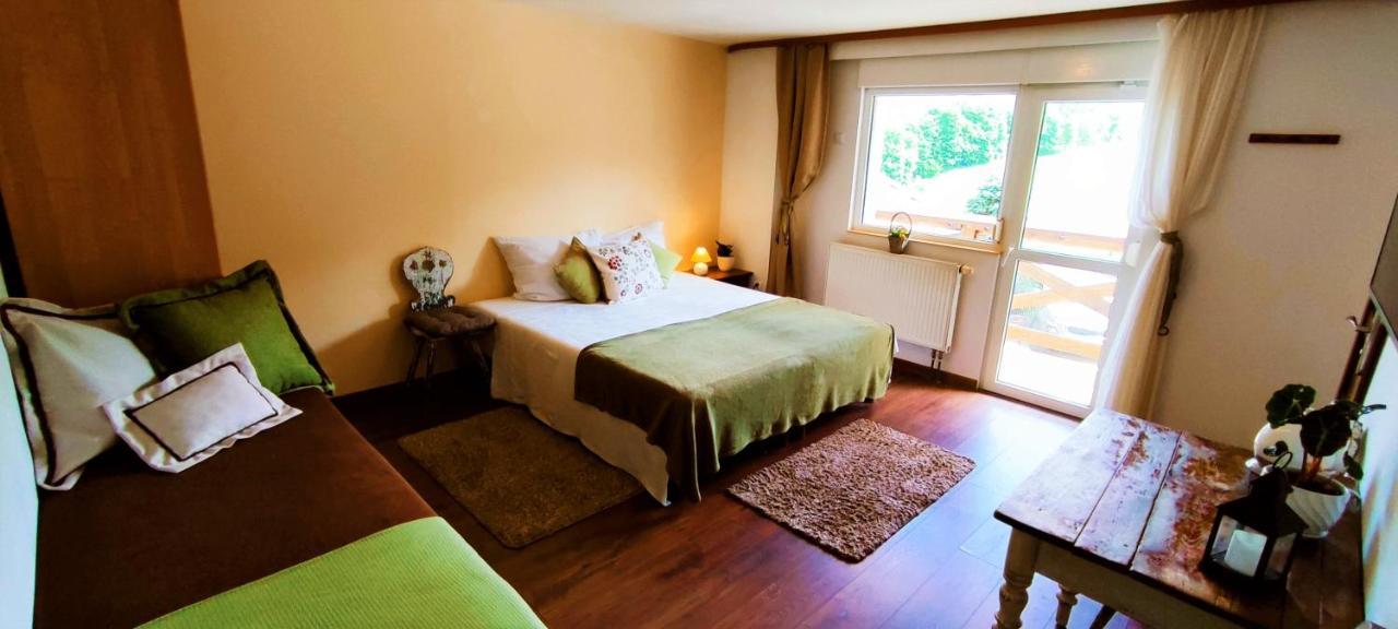 Gorski Widok Karpacz Apartamenty I Pokoje- Salon Kominkowy Extérieur photo