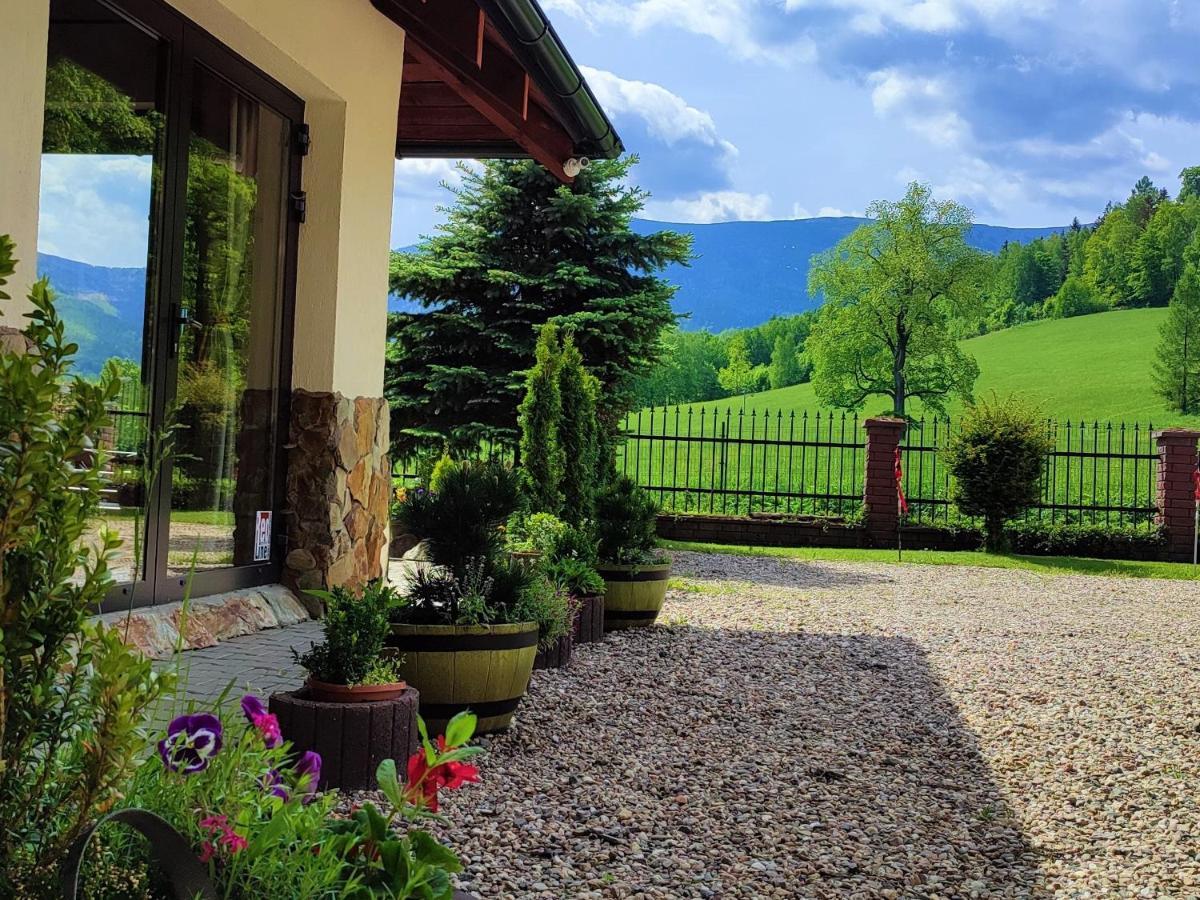 Gorski Widok Karpacz Apartamenty I Pokoje- Salon Kominkowy Extérieur photo