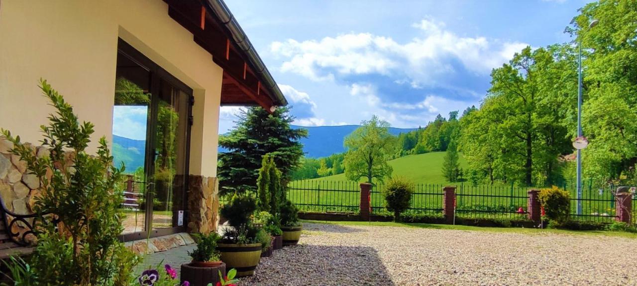 Gorski Widok Karpacz Apartamenty I Pokoje- Salon Kominkowy Extérieur photo